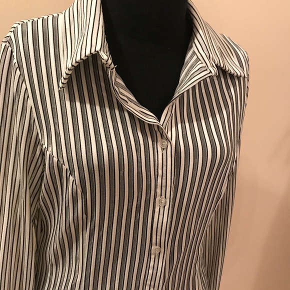 Soft striped blouse - Picture 2 of 3